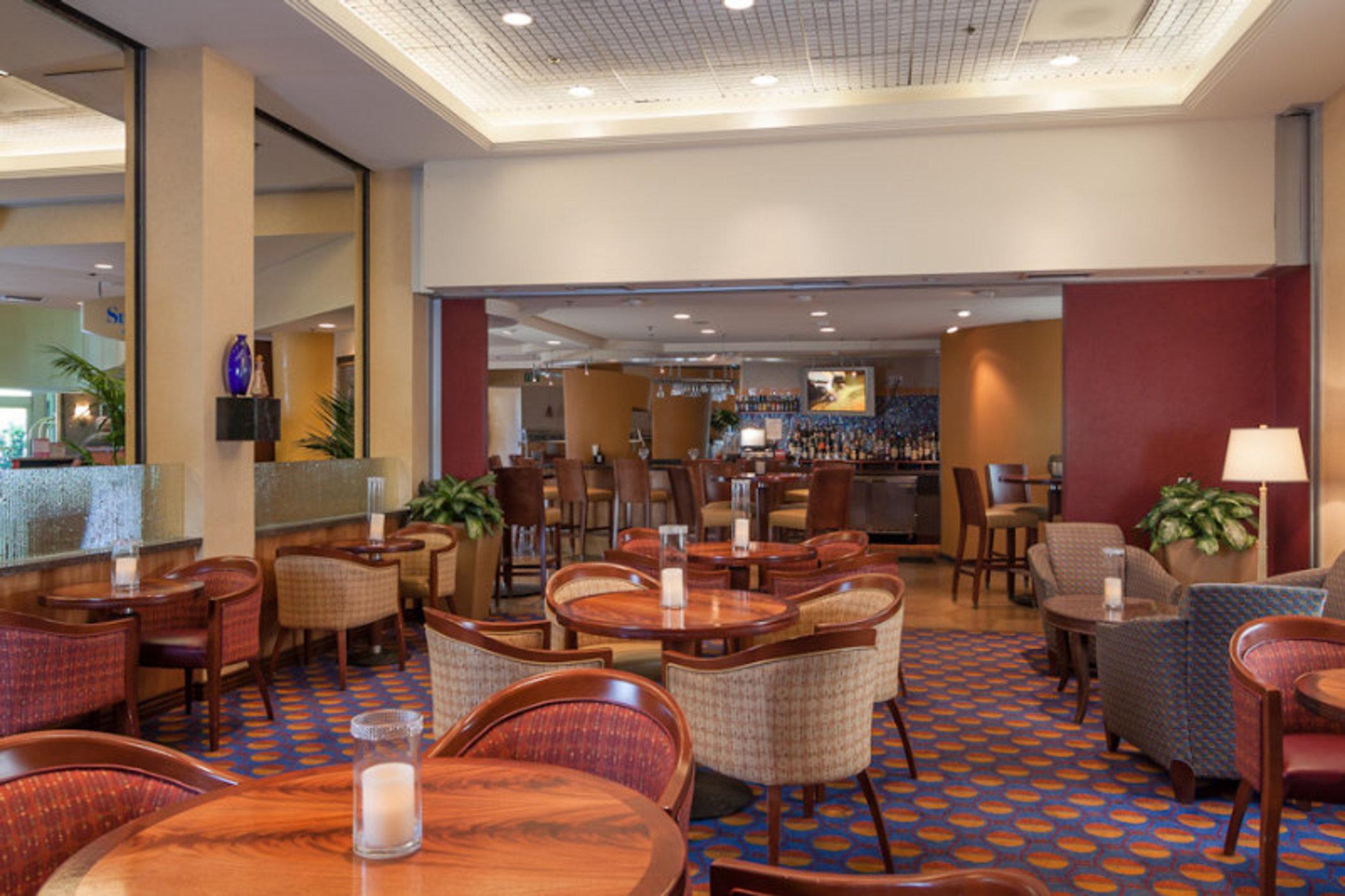 Anaheim Marriott Suites Гардън Гроув Ресторант снимка