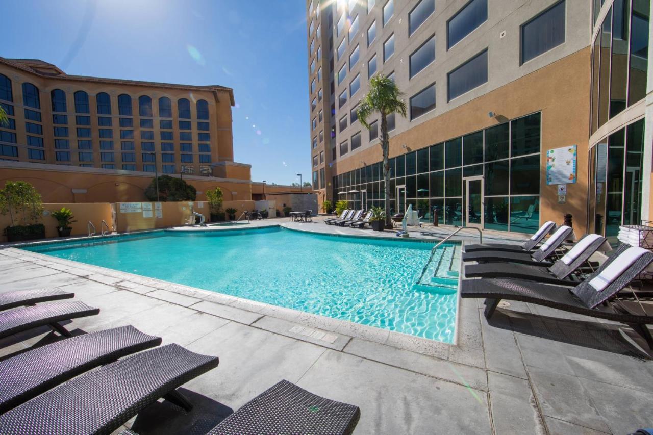 Anaheim Marriott Suites Гардън Гроув Екстериор снимка