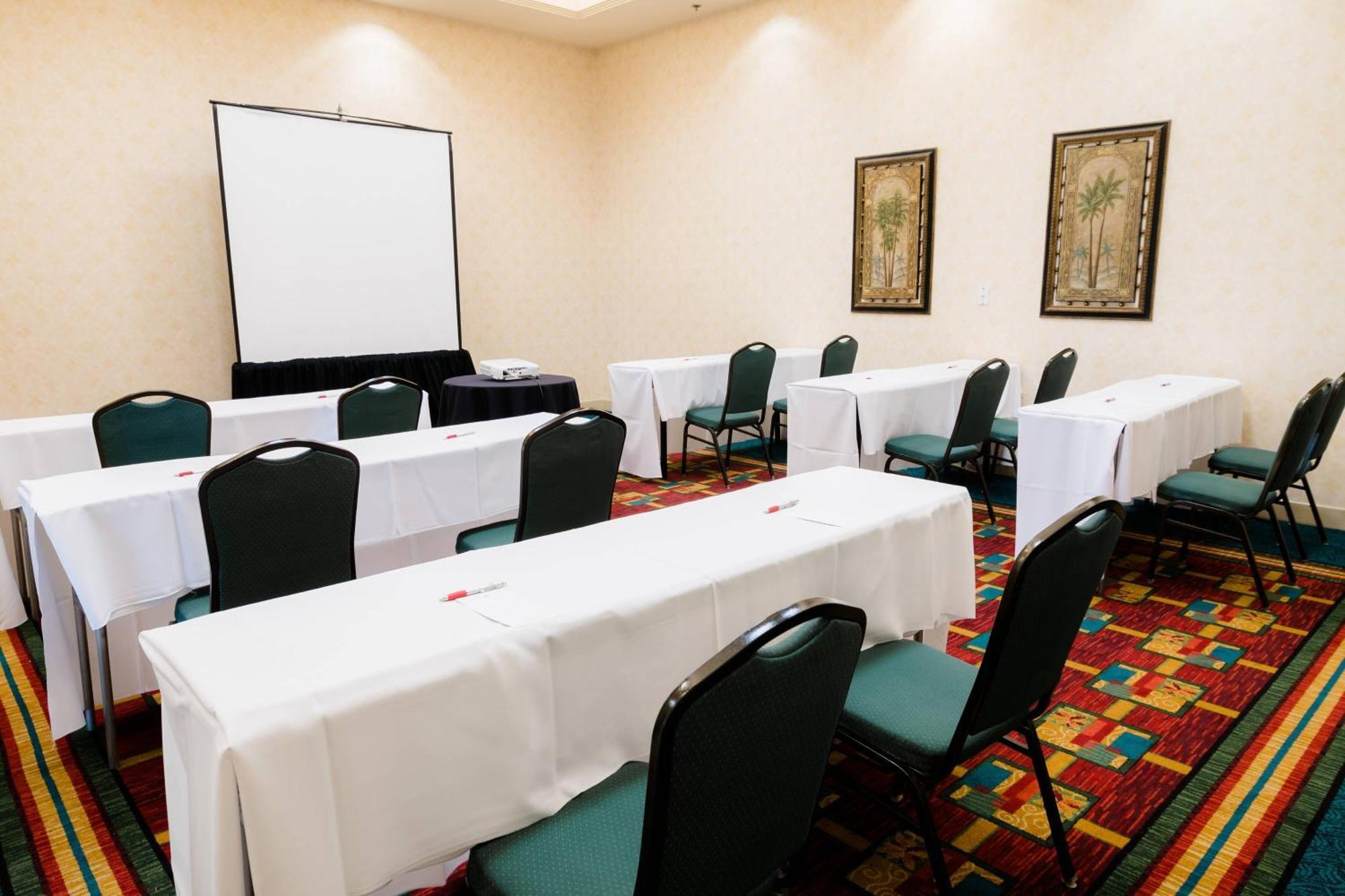 Anaheim Marriott Suites Гардън Гроув Екстериор снимка