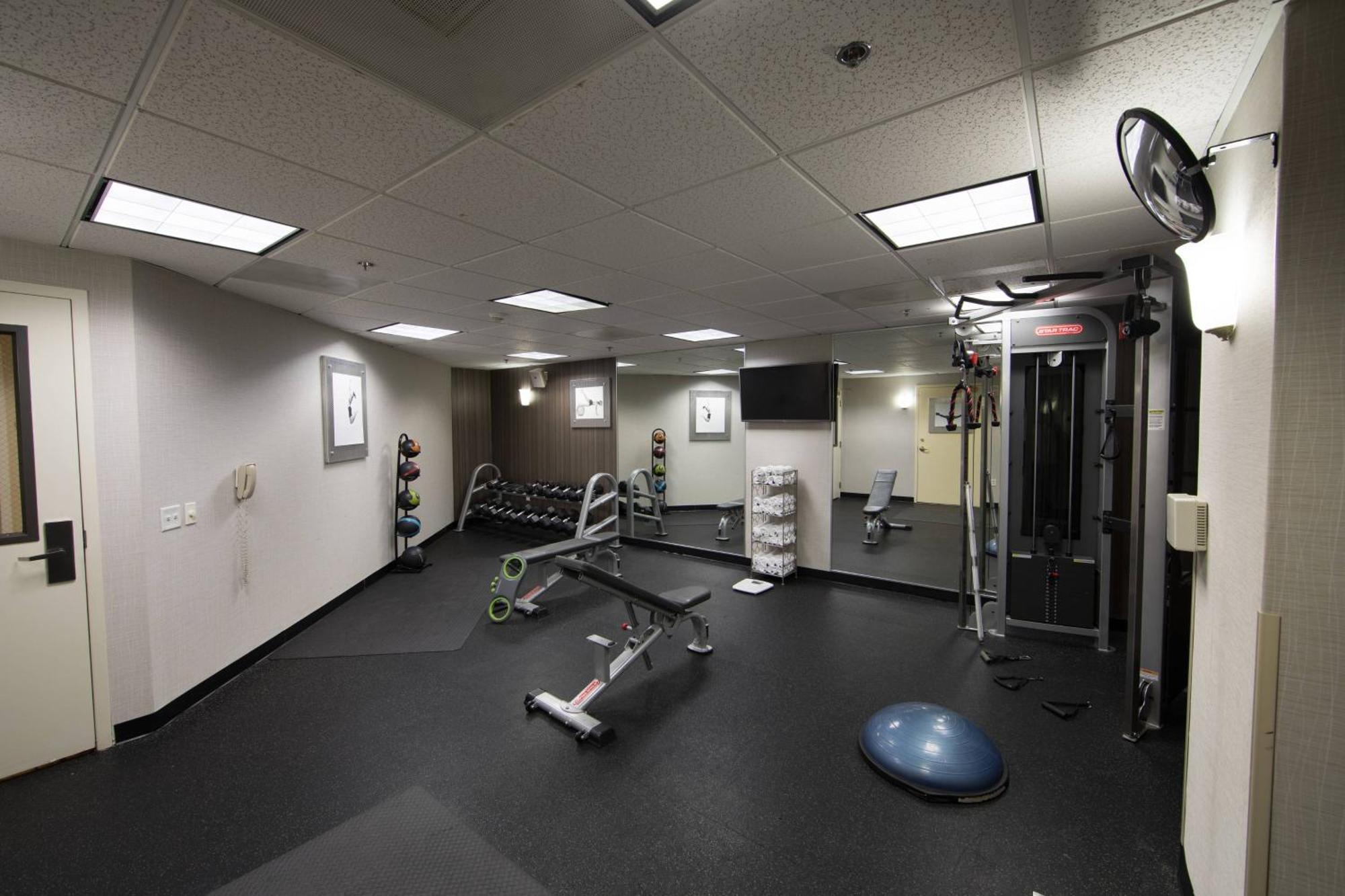 Anaheim Marriott Suites Гардън Гроув Екстериор снимка
